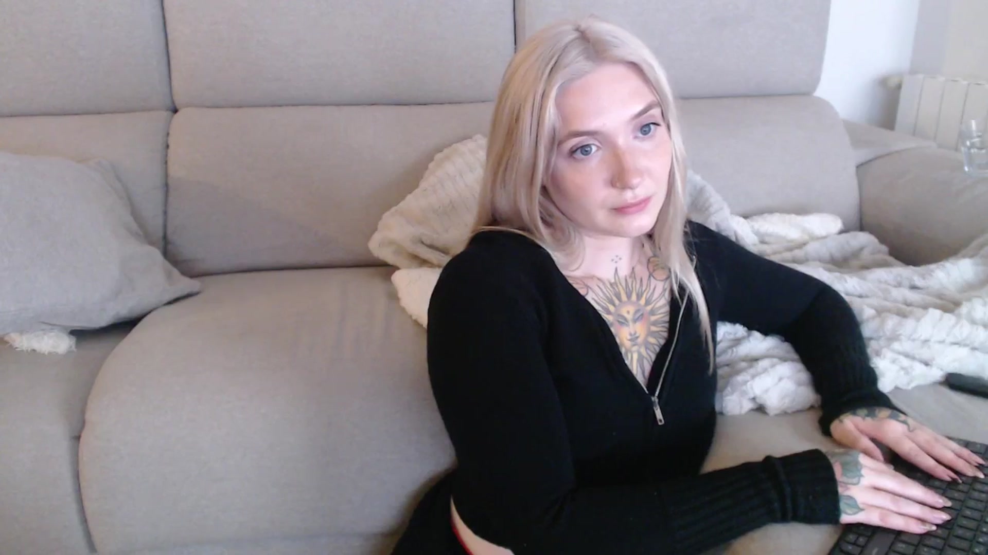 Gallery image thumbnail from Tattoo_bbgirl's myfreecams stream on, 09/29/2025, 19:36 image 15 of 20