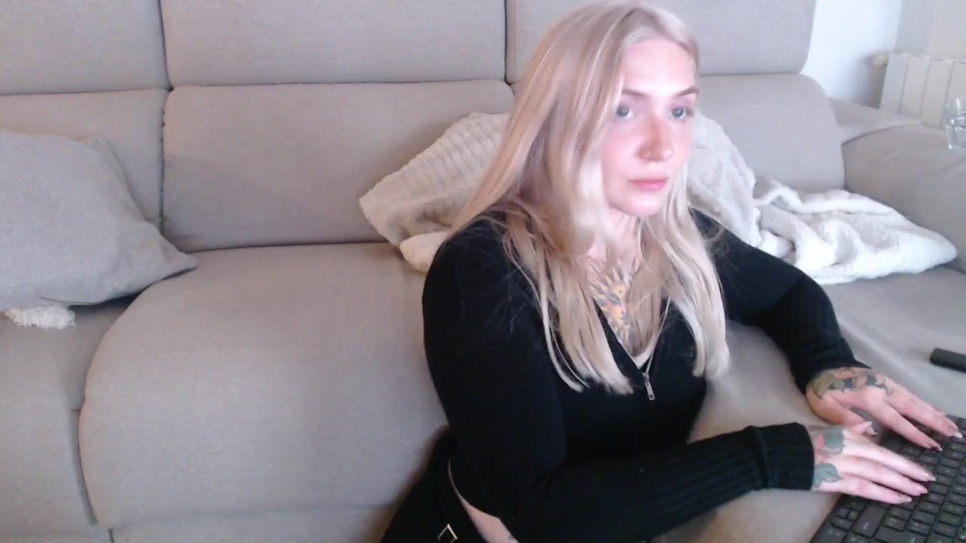 Gallery image thumbnail from Tattoo_bbgirl's myfreecams stream on, 09/29/2025, 19:36 image 19 of 20