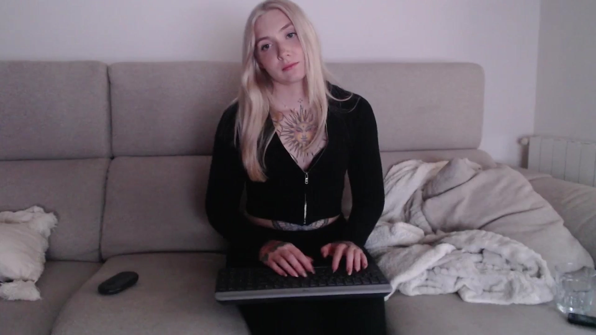 Gallery image thumbnail from Tattoo_bbgirl's myfreecams stream on, 09/29/2025, 19:36 image 3 of 20