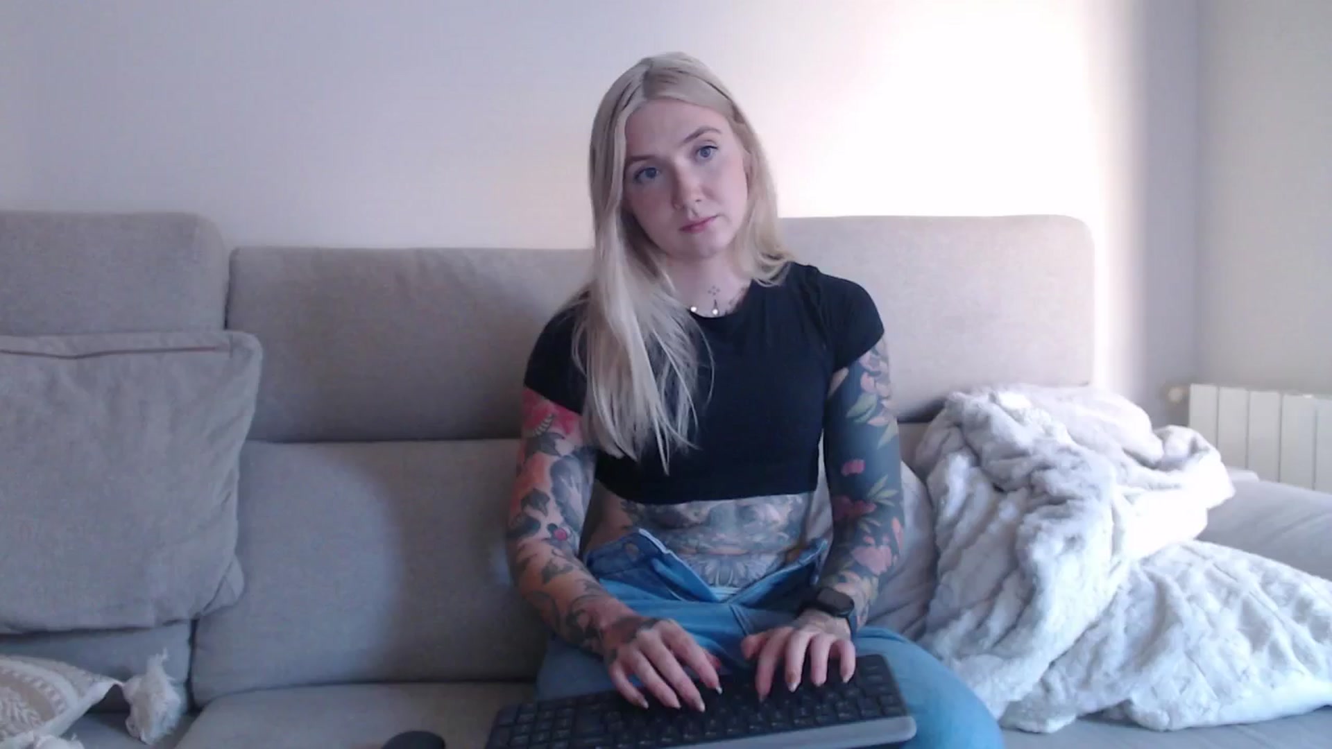 Gallery image thumbnail from Tattoo_bbgirl's myfreecams stream on, 10/04/2025, 16:28 image 19 of 20
