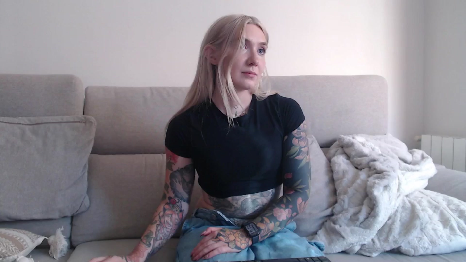 Gallery image thumbnail from Tattoo_bbgirl's myfreecams stream on, 10/04/2025, 16:28 image 5 of 20