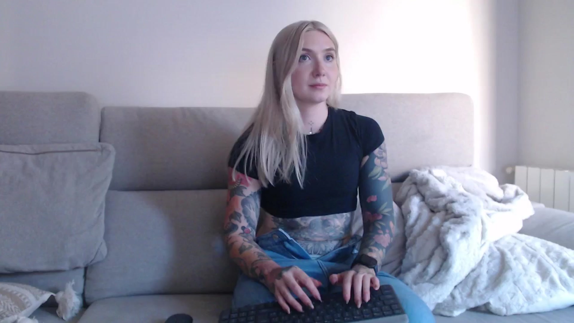 Gallery image thumbnail from Tattoo_bbgirl's myfreecams stream on, 10/04/2025, 16:28 image 15 of 20