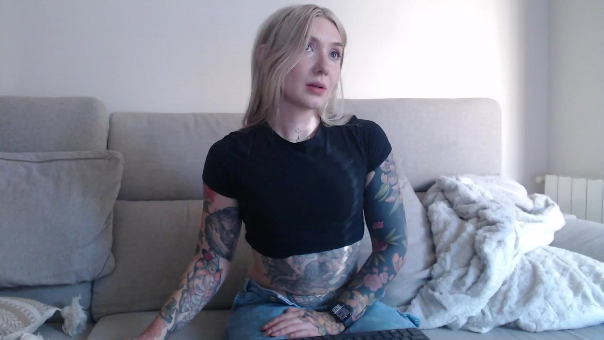 Gallery image thumbnail from Tattoo_bbgirl's myfreecams stream on, 10/04/2025, 16:28 image 9 of 20