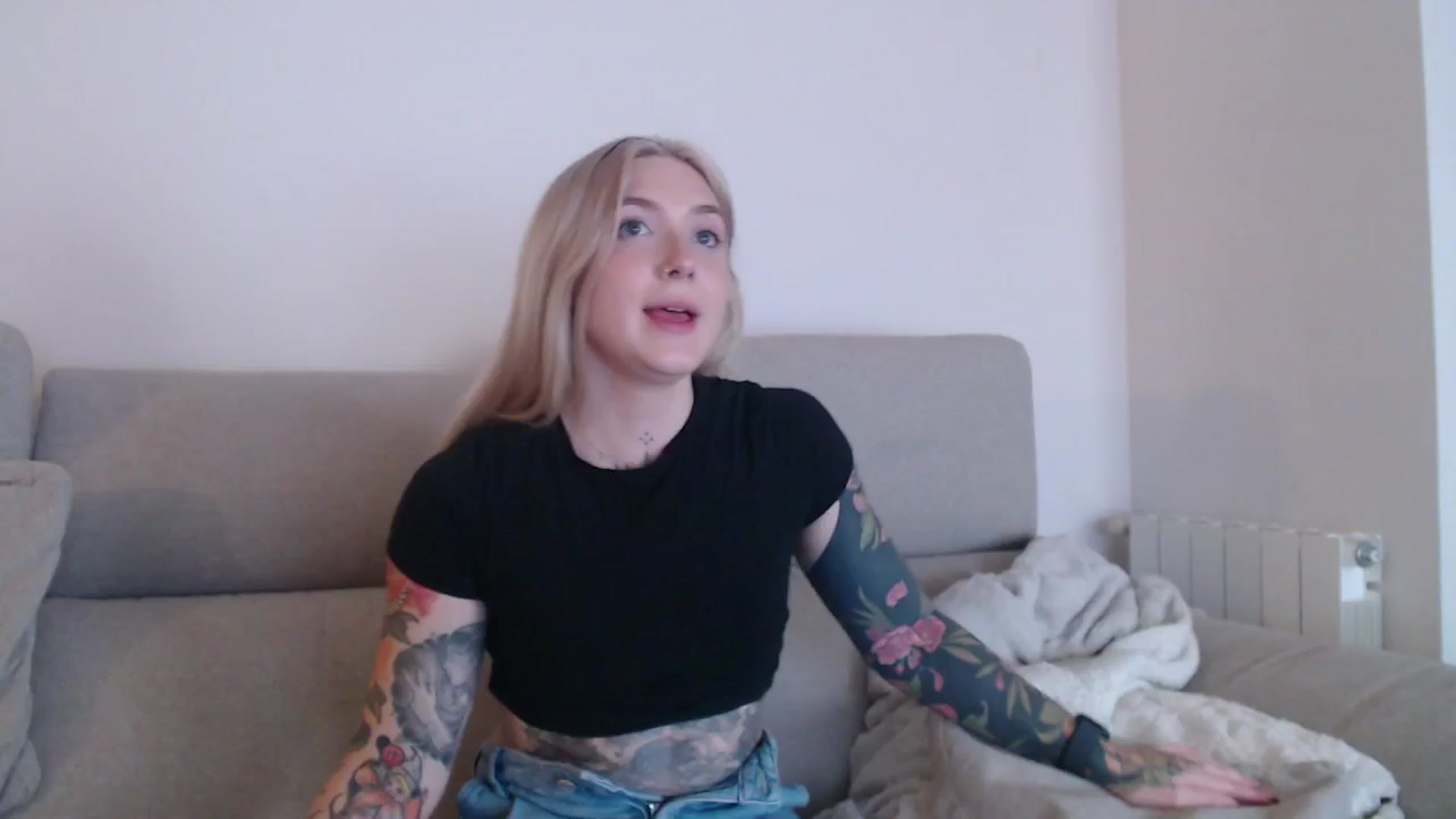 Gallery image thumbnail from Tattoo_bbgirl's myfreecams stream on, 10/04/2025, 19:25 image 16 of 20