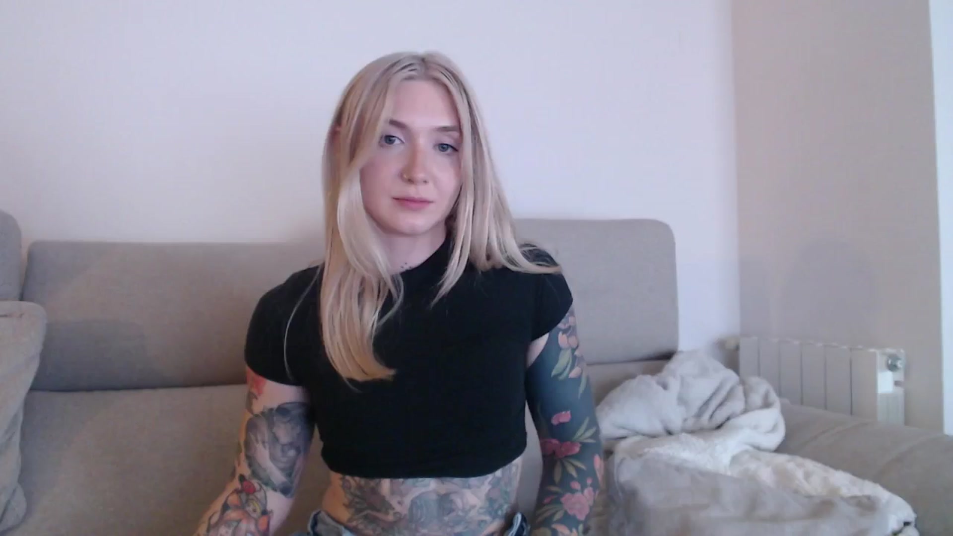 Gallery image thumbnail from Tattoo_bbgirl's myfreecams stream on, 10/04/2025, 19:25 image 13 of 20