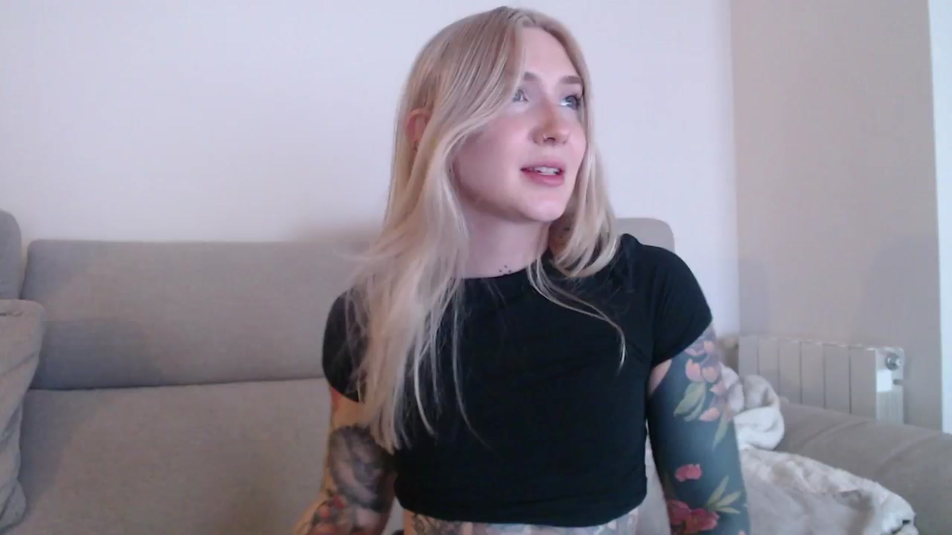 Gallery image thumbnail from Tattoo_bbgirl's myfreecams stream on, 10/04/2025, 19:25 image 12 of 20