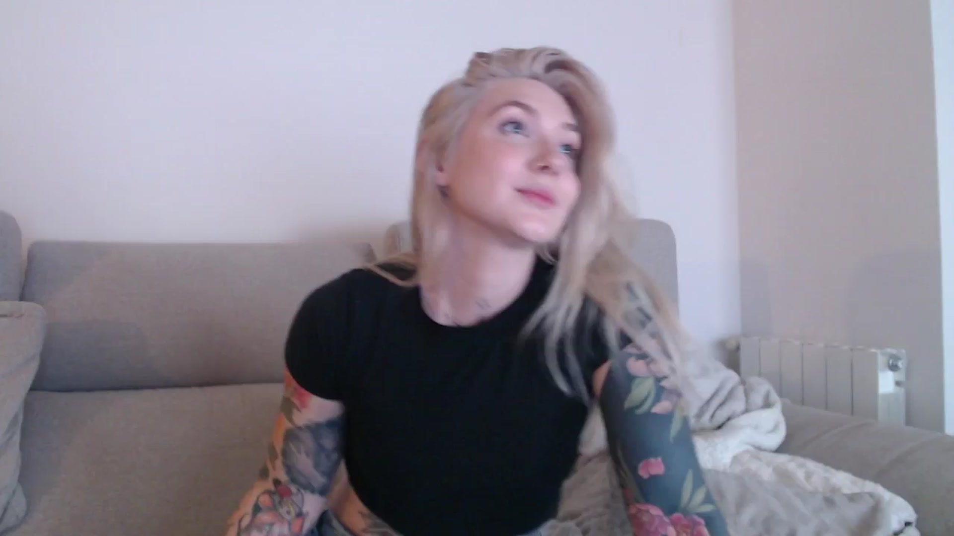 Gallery image thumbnail from Tattoo_bbgirl's myfreecams stream on, 10/04/2025, 19:25 image 14 of 20