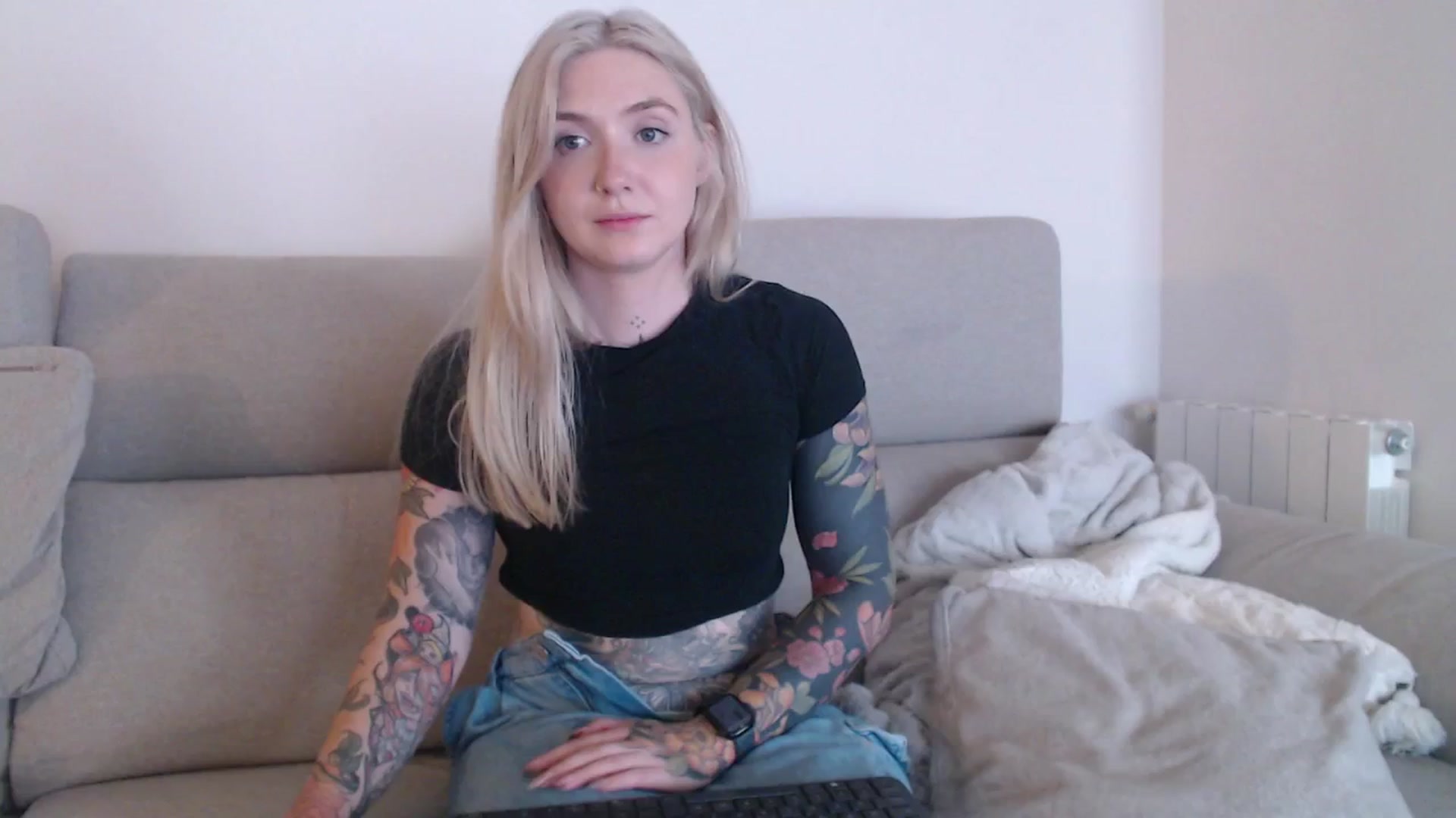 Gallery image thumbnail from Tattoo_bbgirl's myfreecams stream on, 10/04/2025, 20:08 image 4 of 20