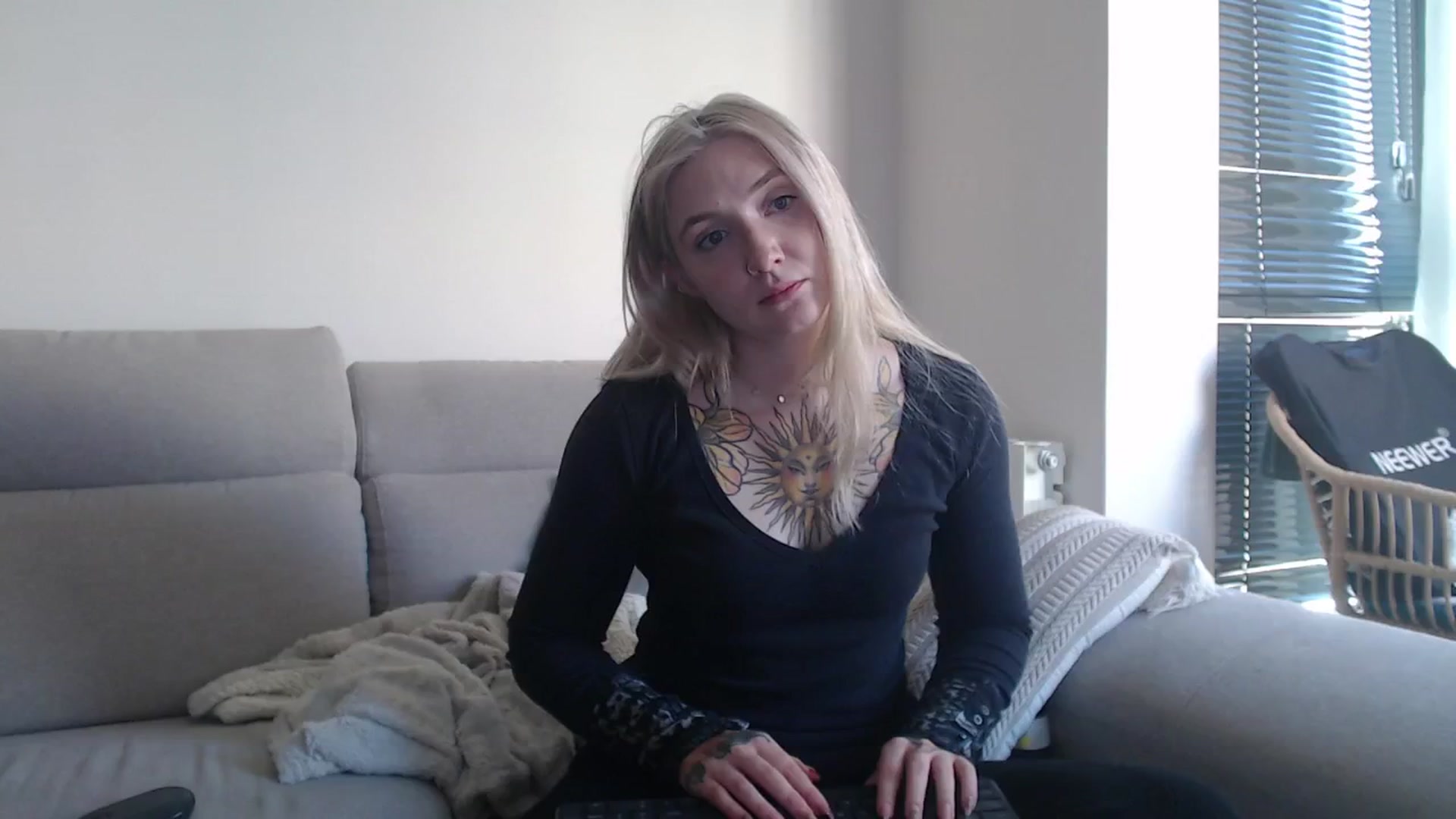 Gallery image thumbnail from Tattoo_bbgirl's myfreecams stream on, 10/07/2025, 12:16 image 13 of 20