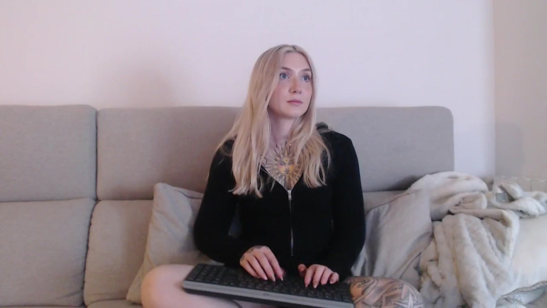 Gallery image thumbnail from Tattoo_bbgirl's myfreecams stream on, 10/11/2025, 19:34 image 6 of 20
