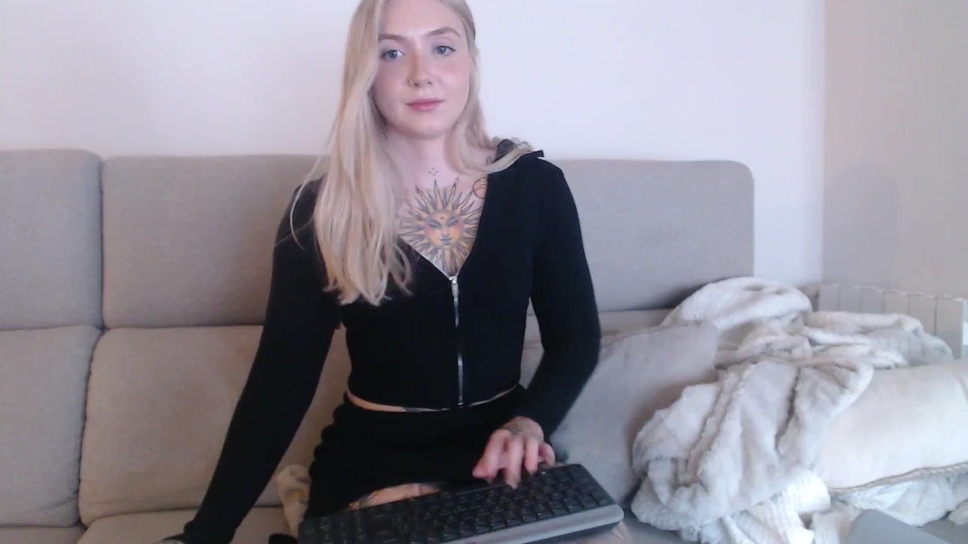 Gallery image thumbnail from Tattoo_bbgirl's myfreecams stream on, 10/11/2025, 19:34 image 17 of 20