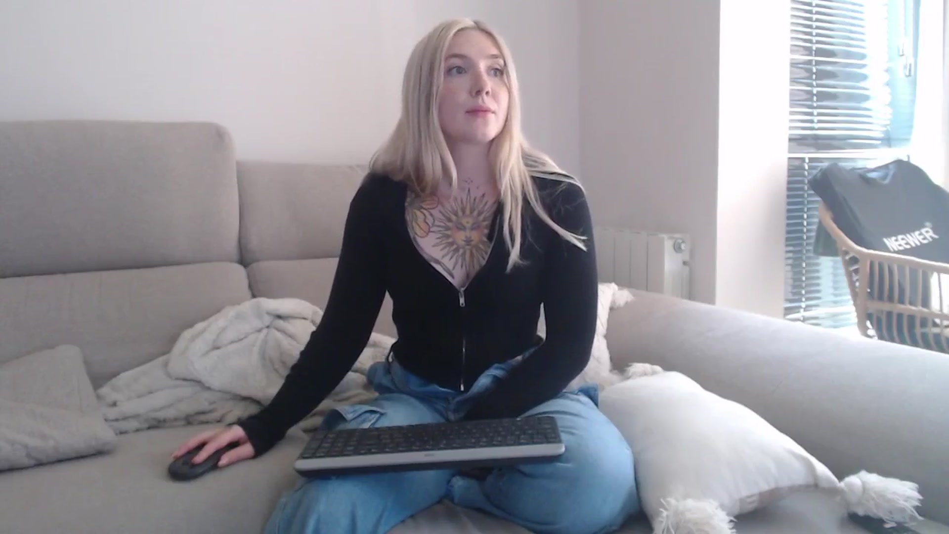Gallery image thumbnail from Tattoo_bbgirl's myfreecams stream on, 10/13/2025, 14:01 image 12 of 20