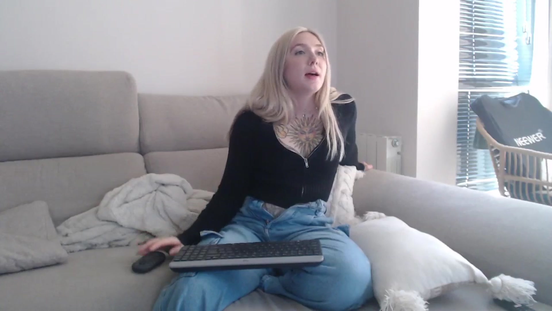 Gallery image thumbnail from Tattoo_bbgirl's myfreecams stream on, 10/13/2025, 14:01 image 13 of 20