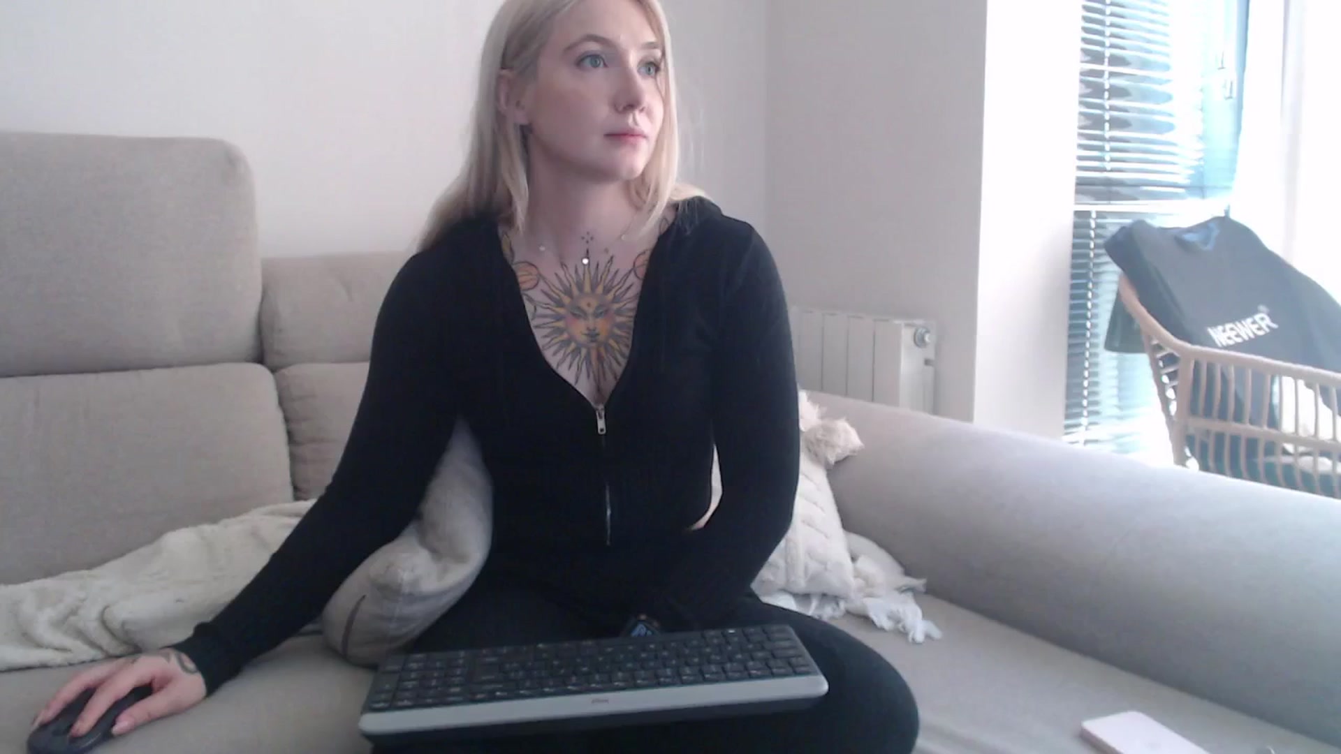Gallery image thumbnail from Tattoo_bbgirl's myfreecams stream on, 10/15/2025, 13:18 image 8 of 20