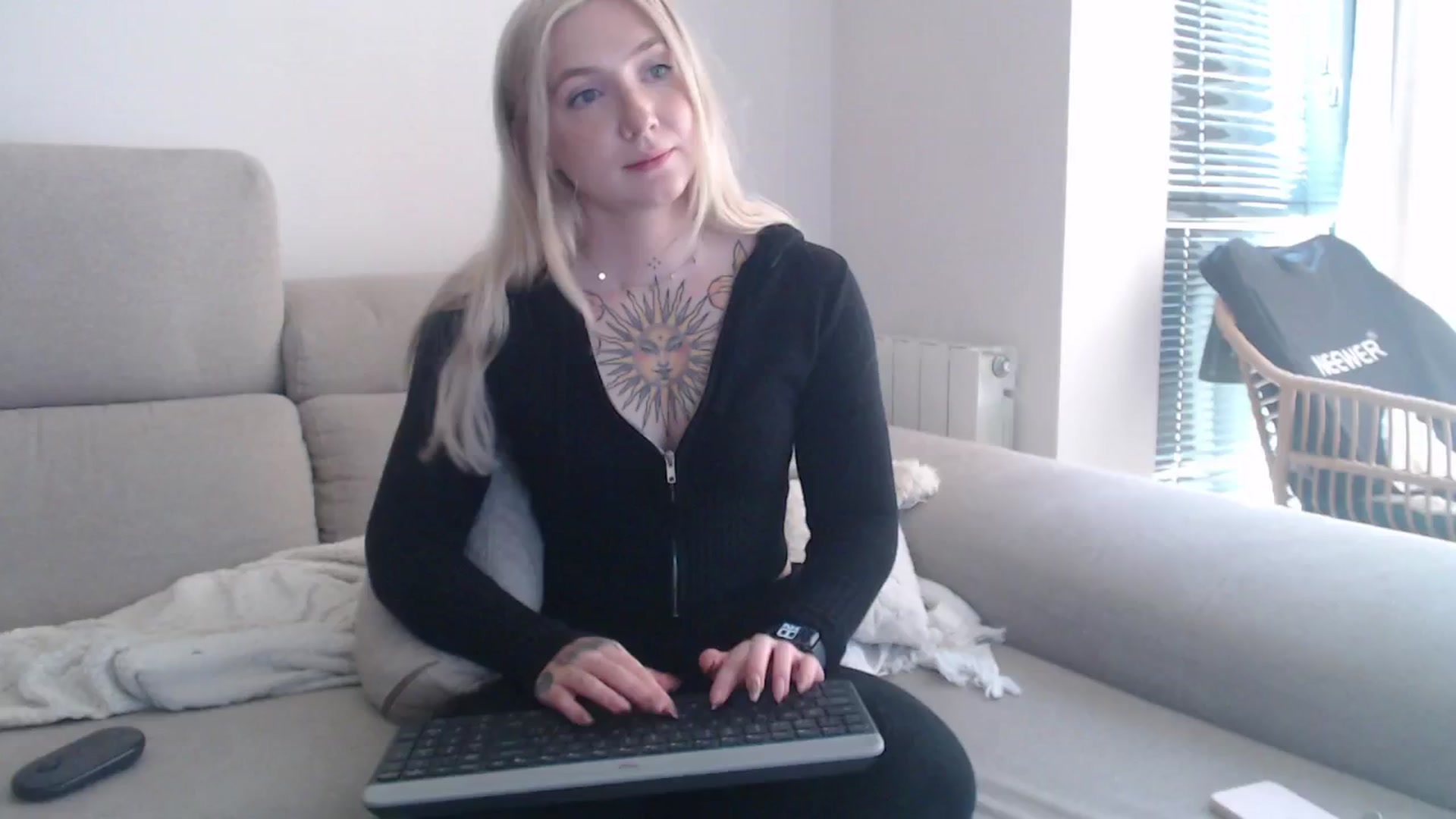 Gallery image thumbnail from Tattoo_bbgirl's myfreecams stream on, 10/15/2025, 13:18 image 10 of 20