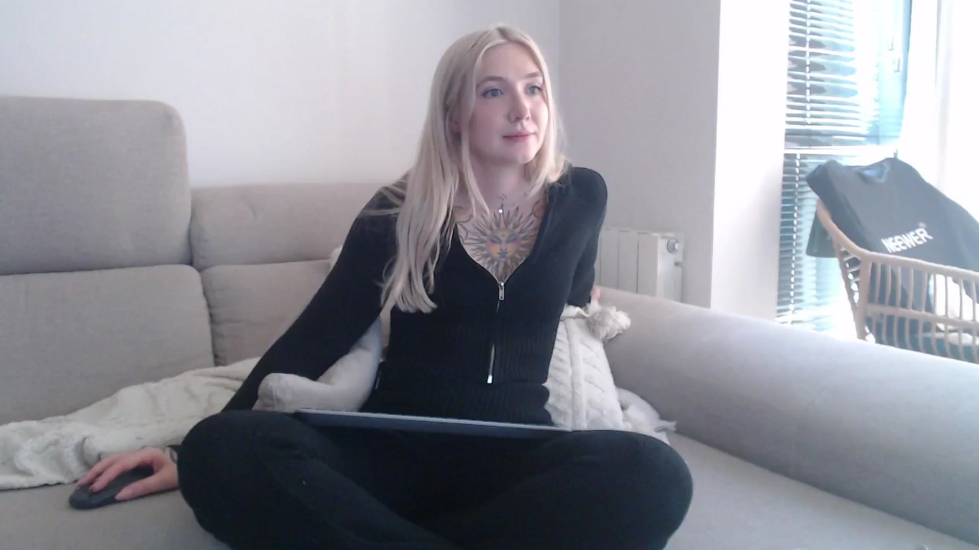Gallery image thumbnail from Tattoo_bbgirl's myfreecams stream on, 10/15/2025, 13:18 image 11 of 20
