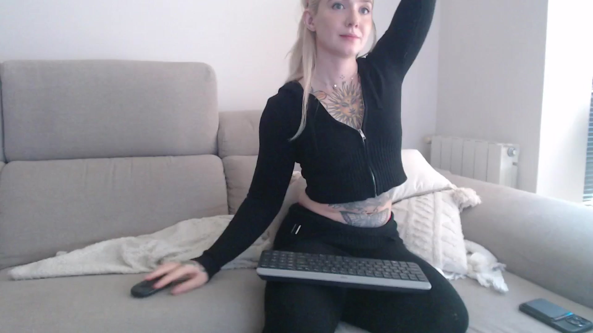 Gallery image thumbnail from Tattoo_bbgirl's myfreecams stream on, 10/15/2025, 13:18 image 16 of 20