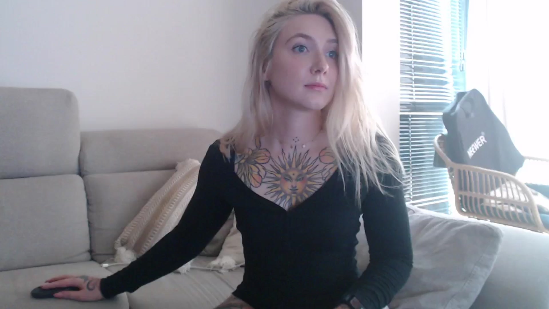 Gallery image thumbnail from Tattoo_bbgirl's myfreecams stream on, 10/22/2025, 14:38 image 15 of 20