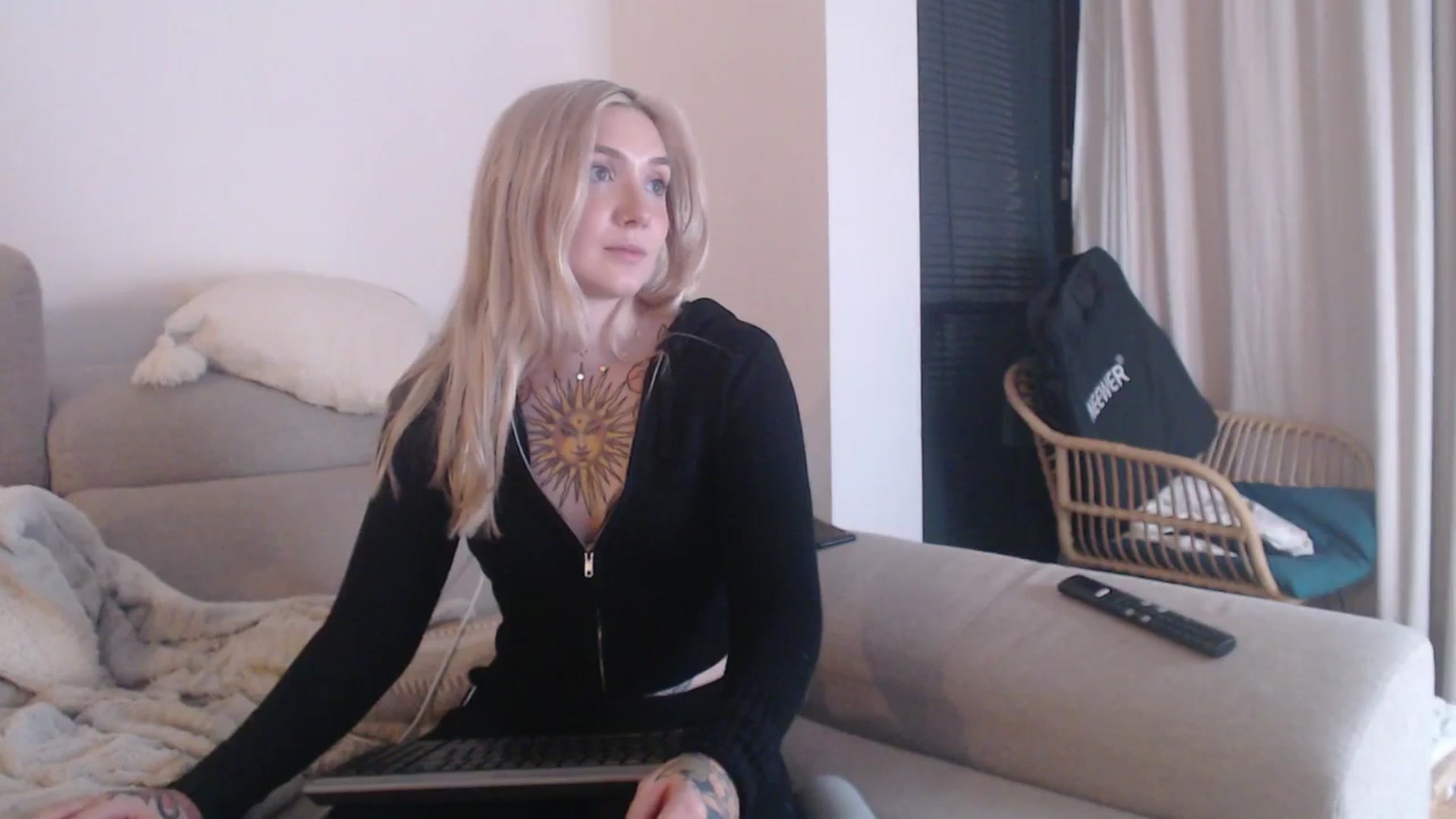 Gallery image thumbnail from Tattoo_bbgirl's myfreecams stream on, 10/25/2025, 18:16 image 19 of 20