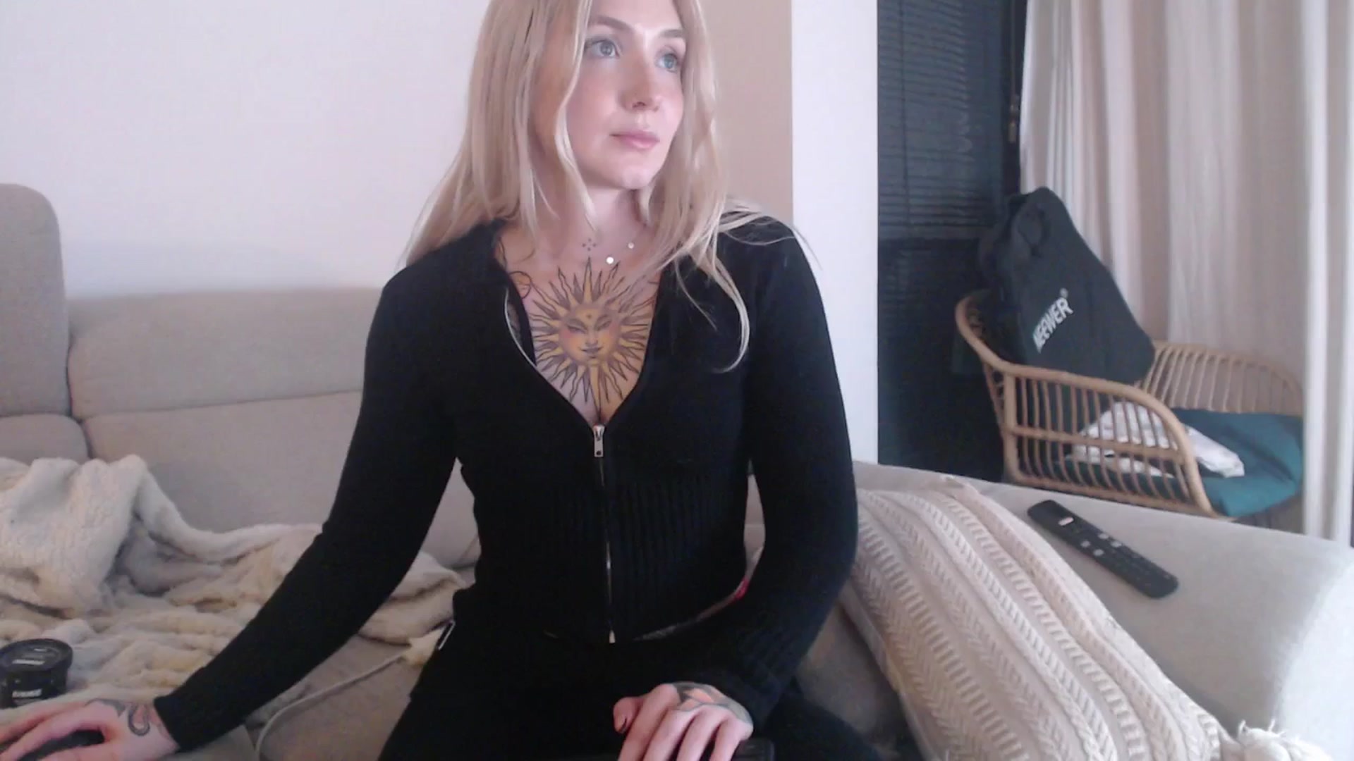 Gallery image thumbnail from Tattoo_bbgirl's myfreecams stream on, 10/25/2025, 20:01 image 2 of 20