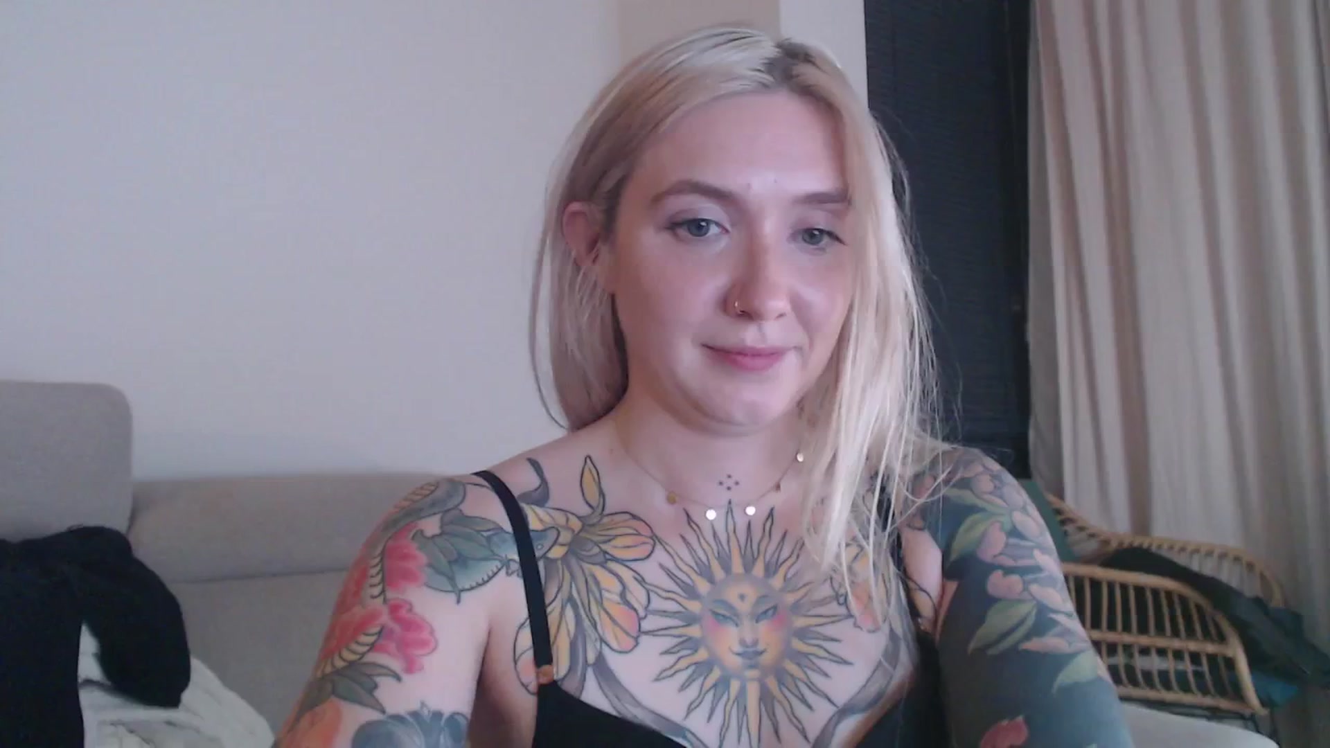 Gallery image thumbnail from Tattoo_bbgirl's myfreecams stream on, 11/01/2025, 20:38 image 9 of 20