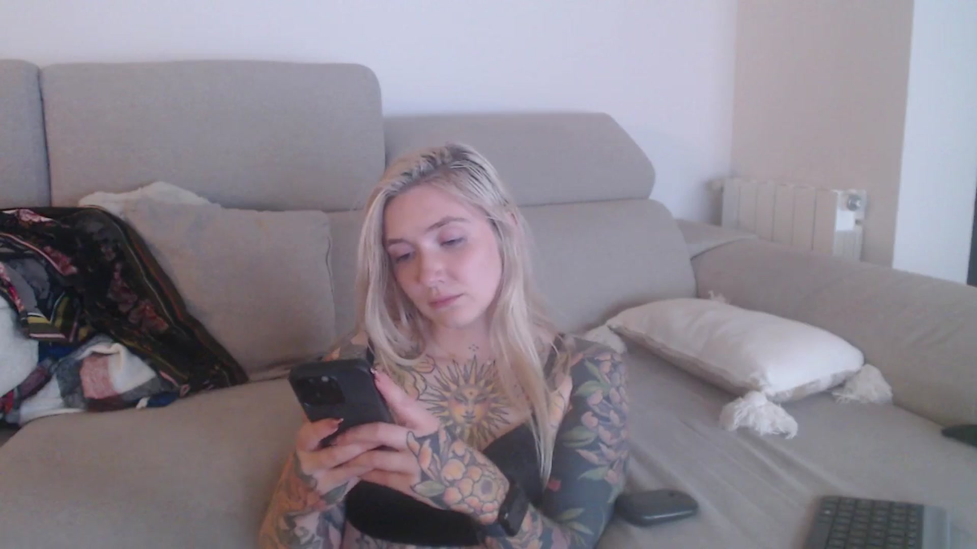 Gallery image thumbnail from Tattoo_bbgirl's myfreecams stream on, 11/13/2025, 20:38 image 18 of 20