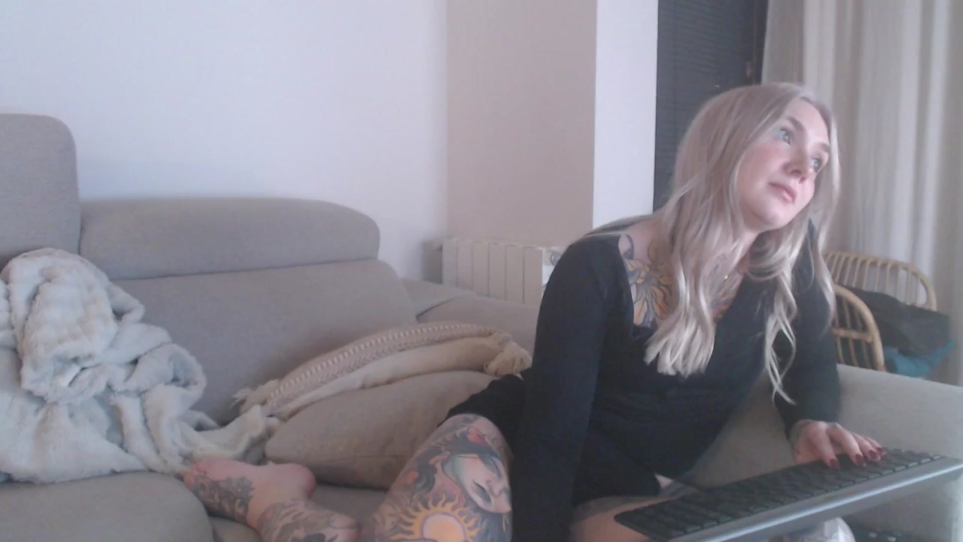 Gallery image thumbnail from Tattoo_bbgirl's myfreecams stream on, 11/26/2025, 18:52 image 13 of 20