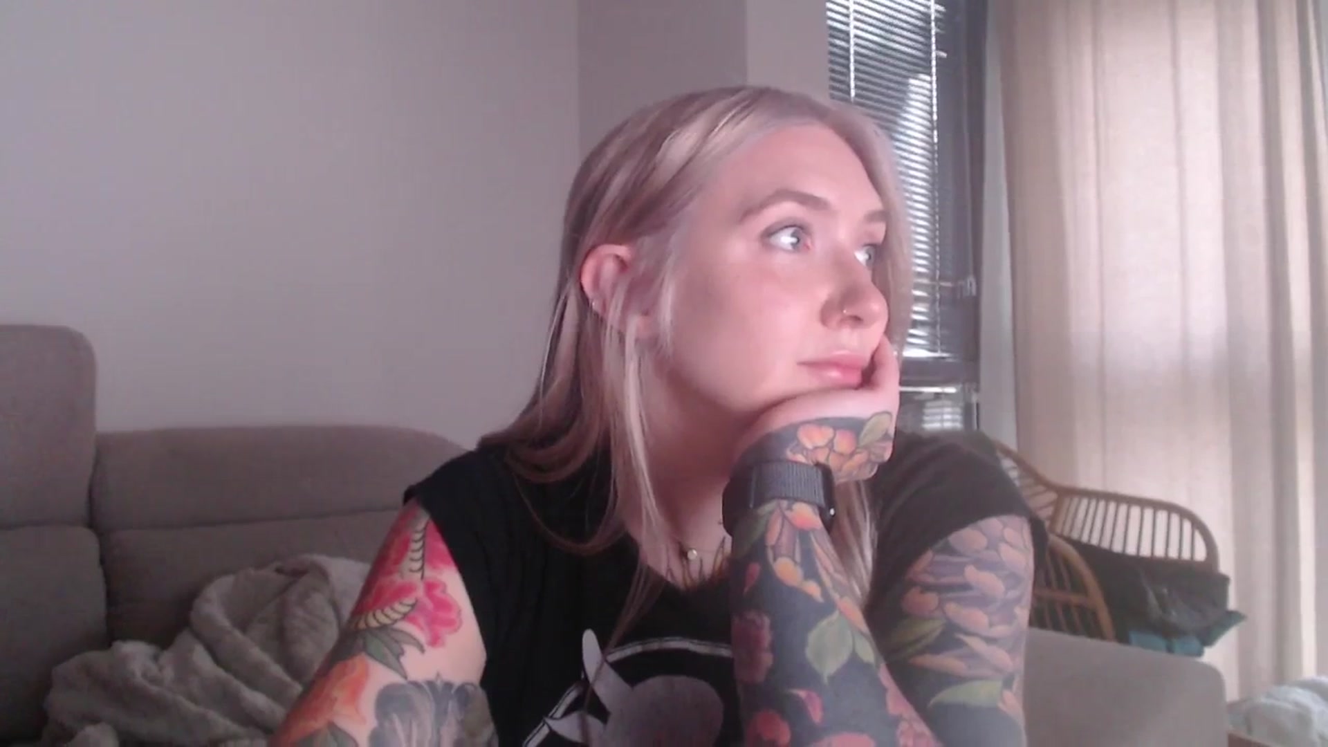 Gallery image thumbnail from Tattoo_bbgirl's myfreecams stream on, 11/28/2025, 17:08 image 13 of 20
