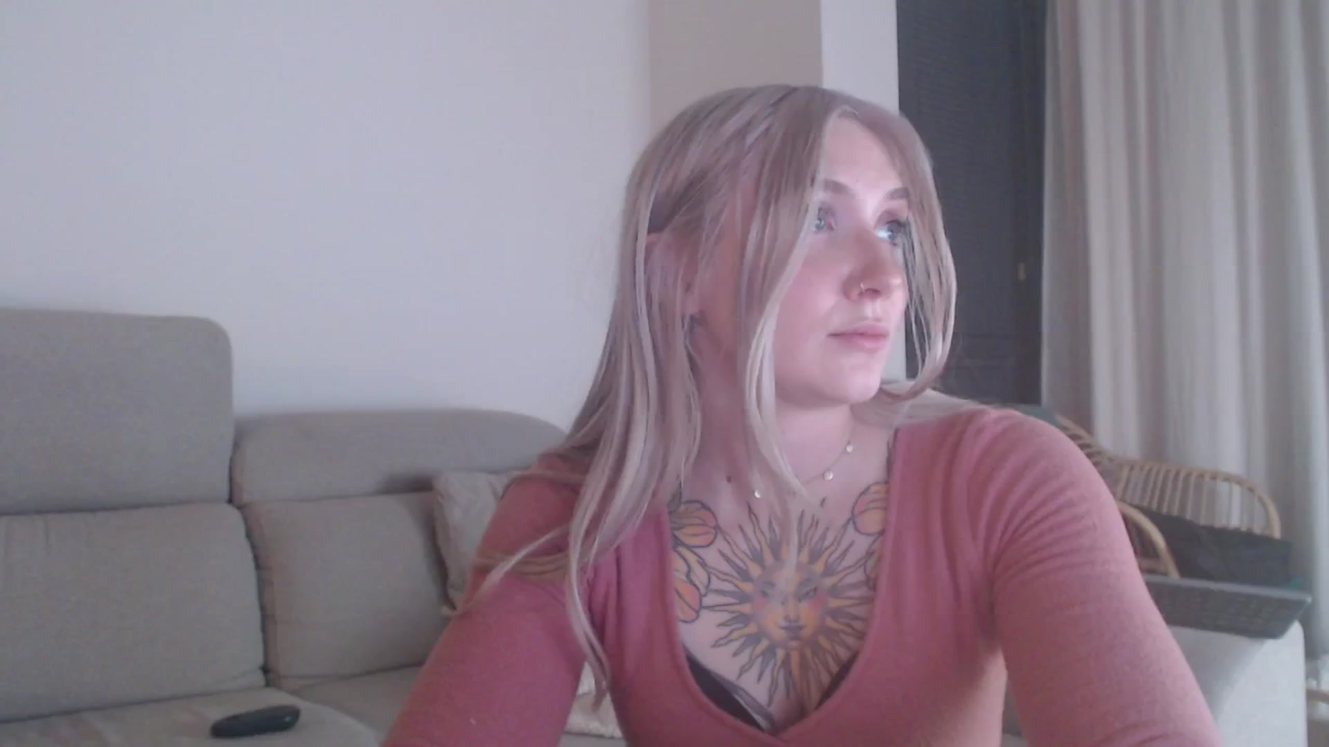 Gallery image thumbnail from Tattoo_bbgirl's myfreecams stream on, 12/01/2025, 17:57 image 17 of 20