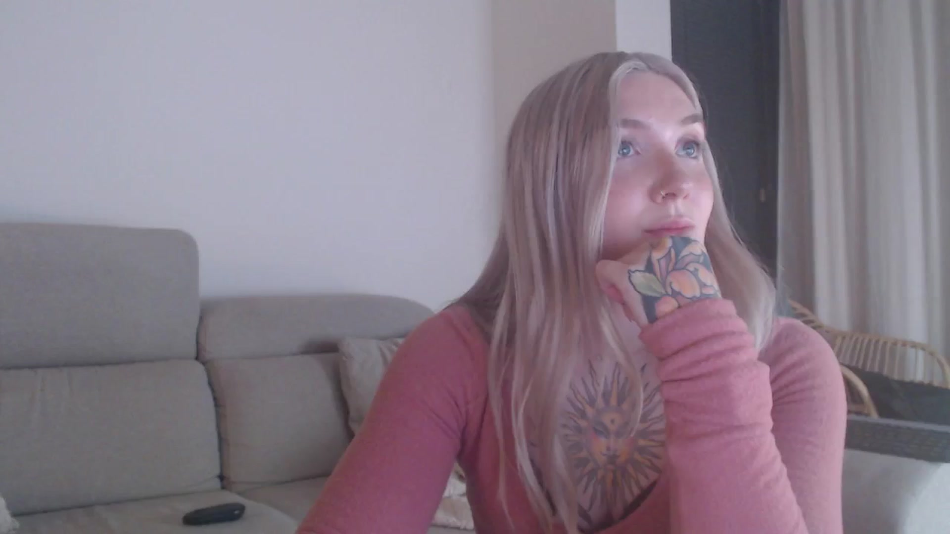 Gallery image thumbnail from Tattoo_bbgirl's myfreecams stream on, 12/01/2025, 17:57 image 14 of 20