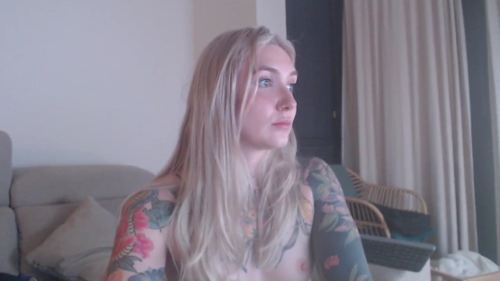 Gallery image thumbnail from Tattoo_bbgirl's myfreecams stream on, 12/06/2025, 18:16 image 16 of 20