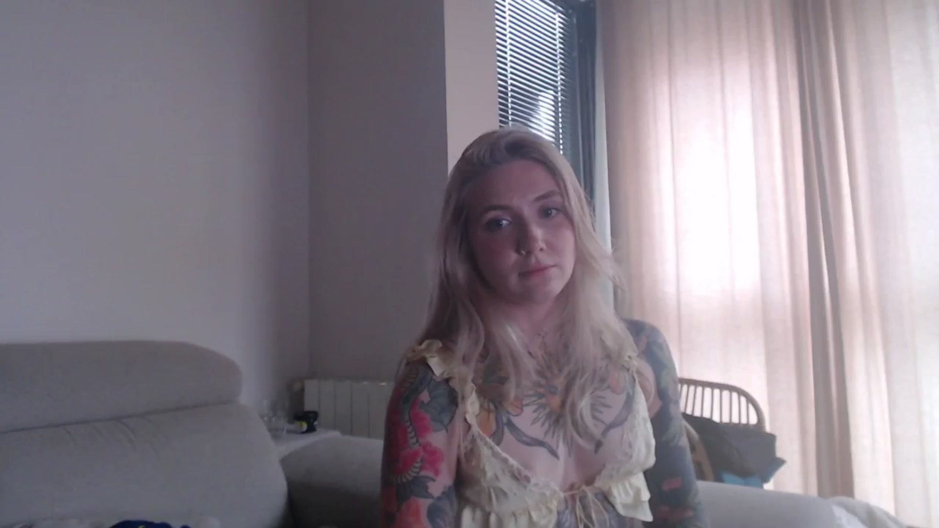 Gallery image thumbnail from Tattoo_bbgirl's myfreecams stream on, 12/10/2025, 17:00 image 16 of 20