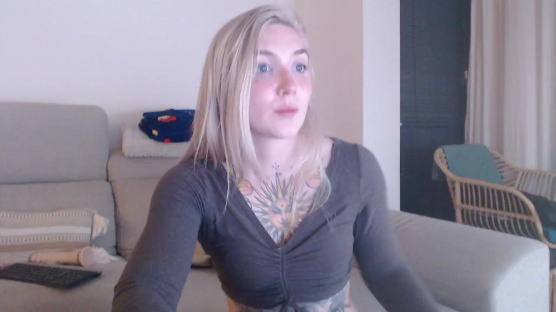 Gallery image thumbnail from Tattoo_bbgirl's myfreecams stream on, 12/11/2025, 22:47 image 16 of 20