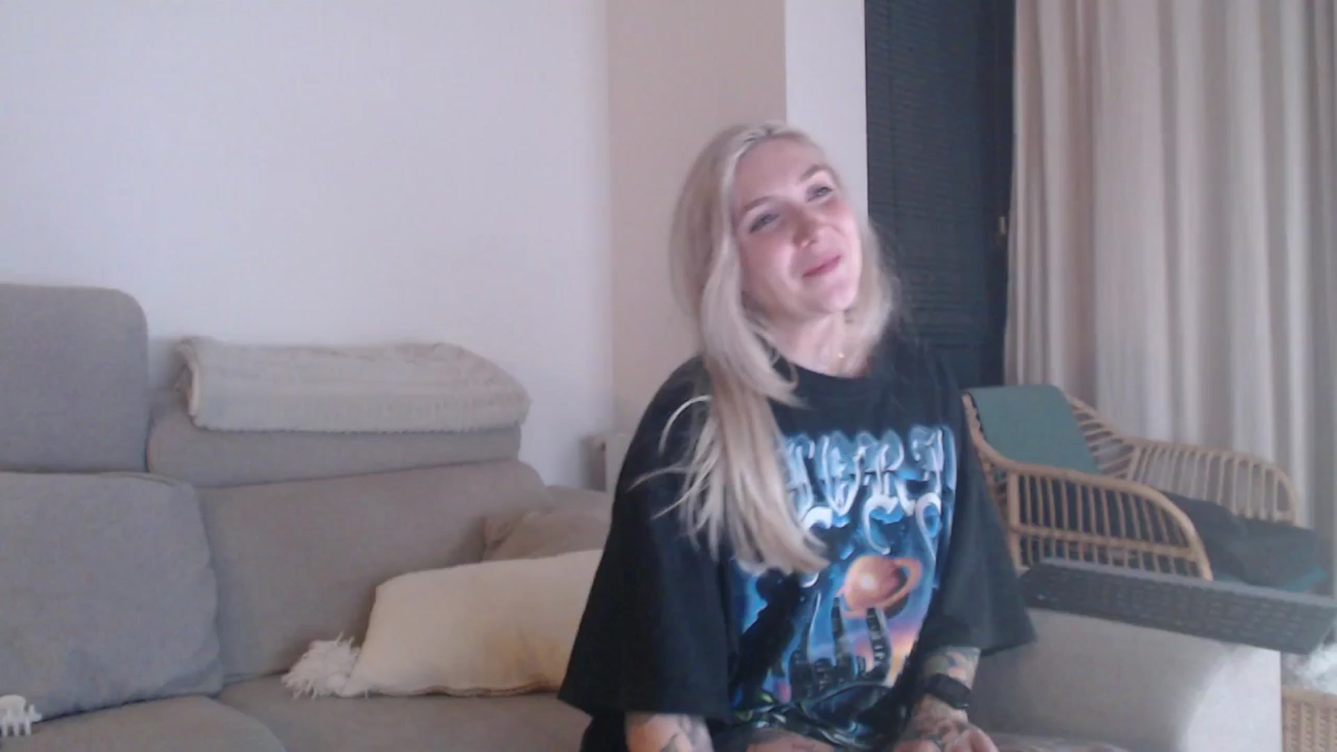 Gallery image thumbnail from Tattoo_bbgirl's myfreecams stream on, 12/12/2025, 20:25 image 13 of 20