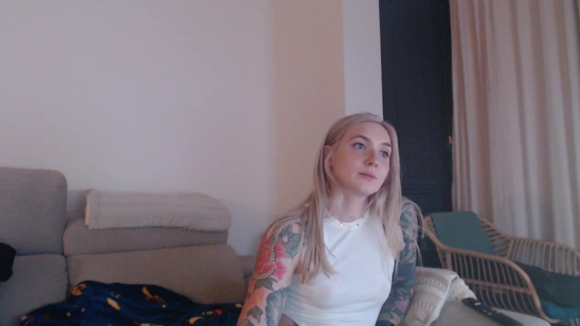 Gallery image thumbnail from Tattoo_bbgirl's myfreecams stream on, 12/13/2025, 19:52 image 3 of 20