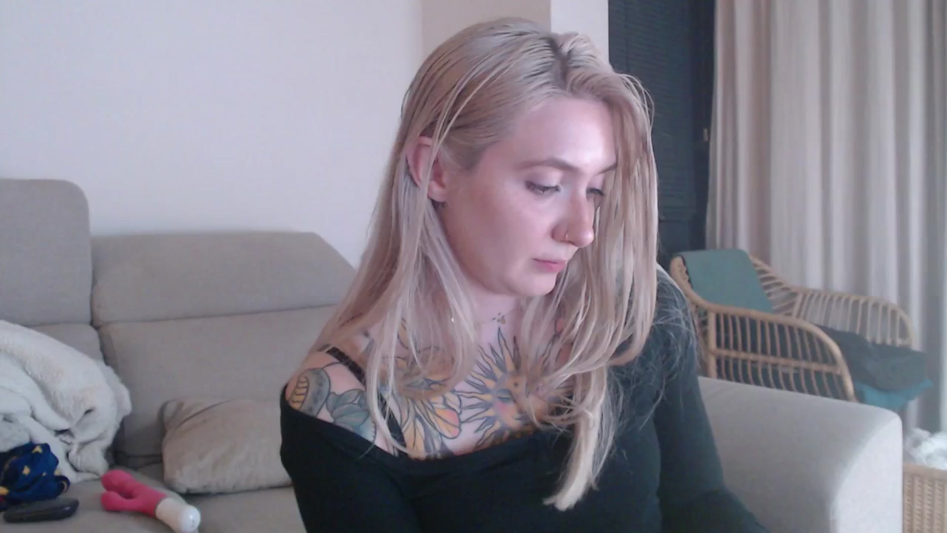 Gallery image thumbnail from Tattoo_bbgirl's myfreecams stream on, 12/16/2025, 22:40 image 12 of 20
