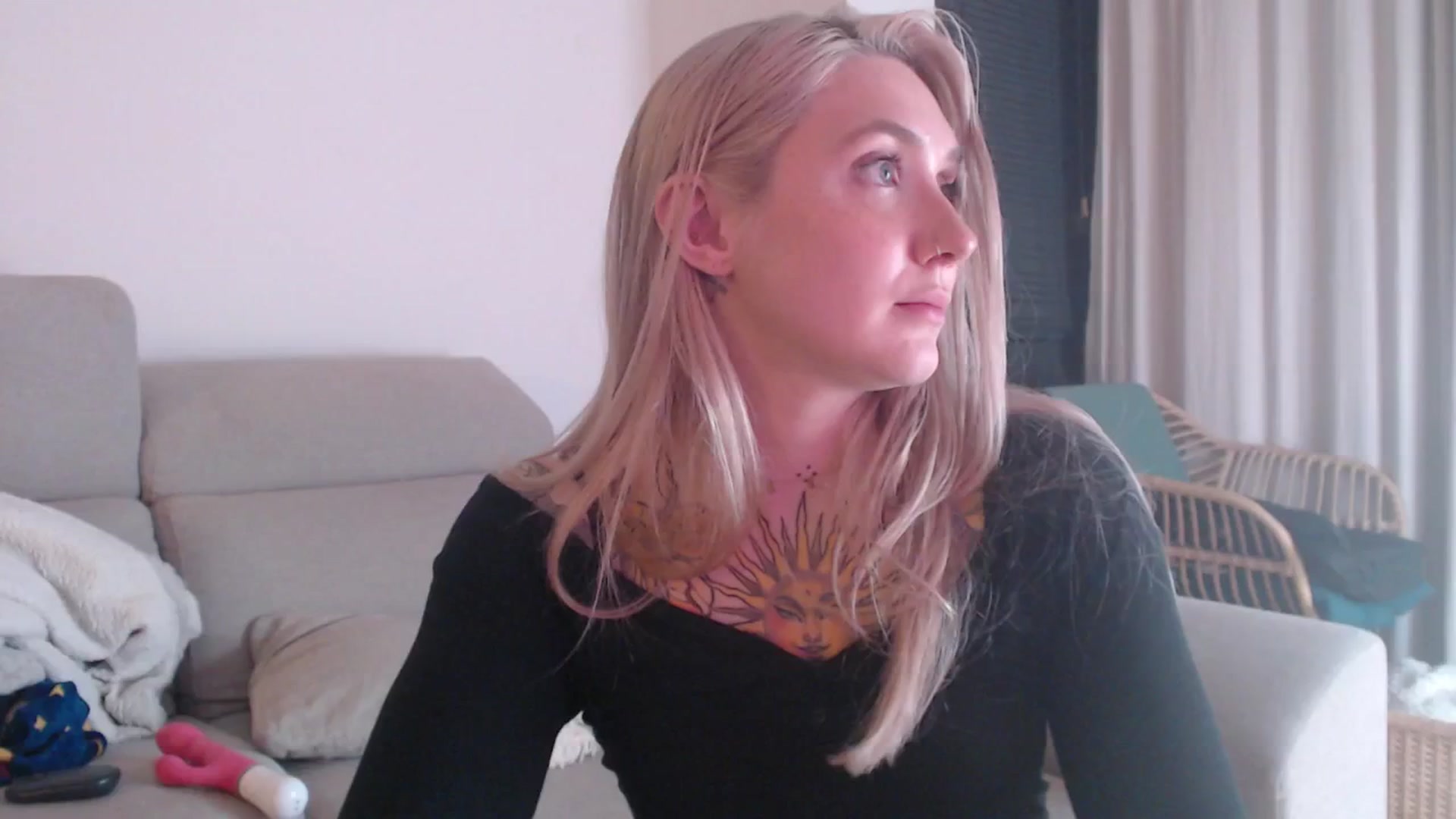 Gallery image thumbnail from Tattoo_bbgirl's myfreecams stream on, 12/16/2025, 22:40 image 13 of 20