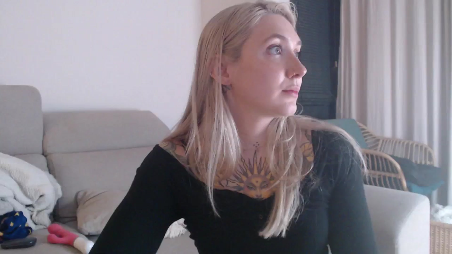 Gallery image thumbnail from Tattoo_bbgirl's myfreecams stream on, 12/16/2025, 22:40 image 18 of 20