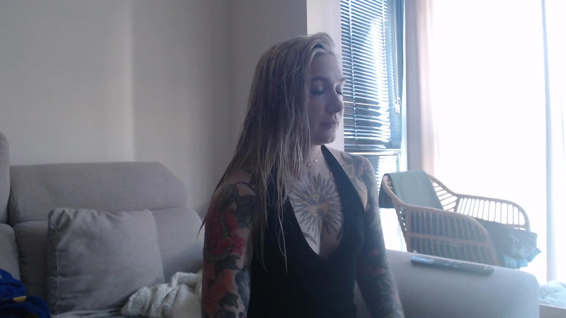 Gallery image thumbnail from Tattoo_bbgirl's myfreecams stream on, 12/17/2025, 13:56 image 14 of 20