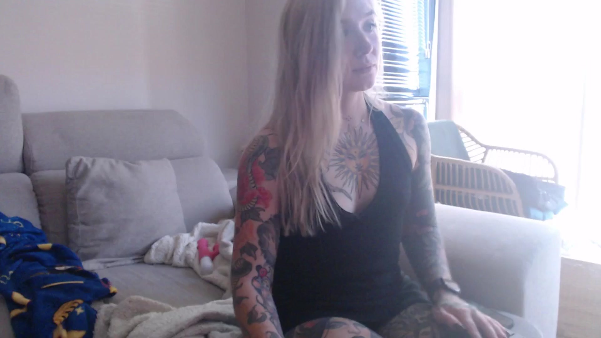 Gallery image thumbnail from Tattoo_bbgirl's myfreecams stream on, 12/17/2025, 15:35 image 19 of 20