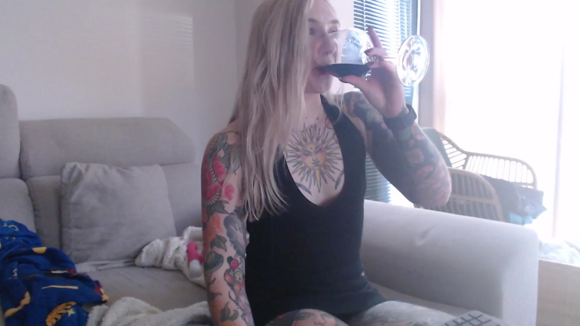Gallery image thumbnail from Tattoo_bbgirl's myfreecams stream on, 12/17/2025, 15:35 image 15 of 20