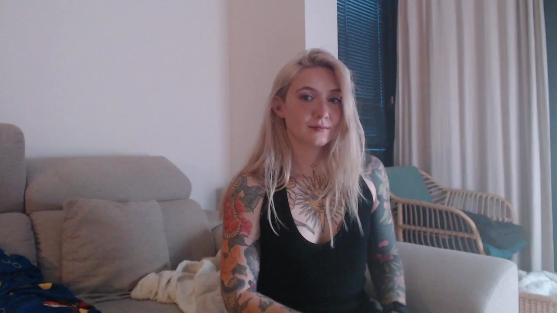 Gallery image thumbnail from Tattoo_bbgirl's myfreecams stream on, 12/17/2025, 17:36 image 14 of 20