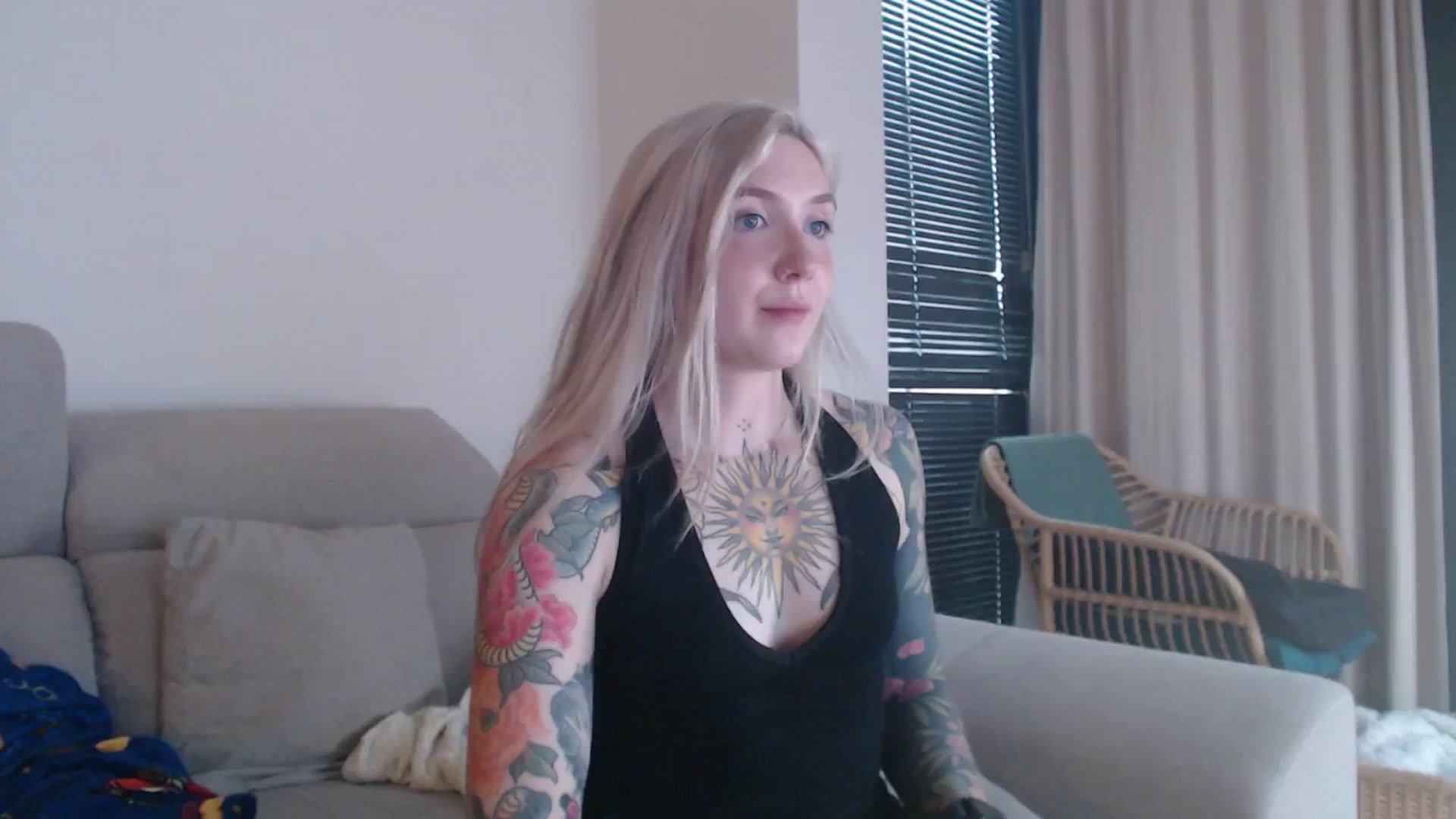 Gallery image thumbnail from Tattoo_bbgirl's myfreecams stream on, 12/17/2025, 17:36 image 8 of 20