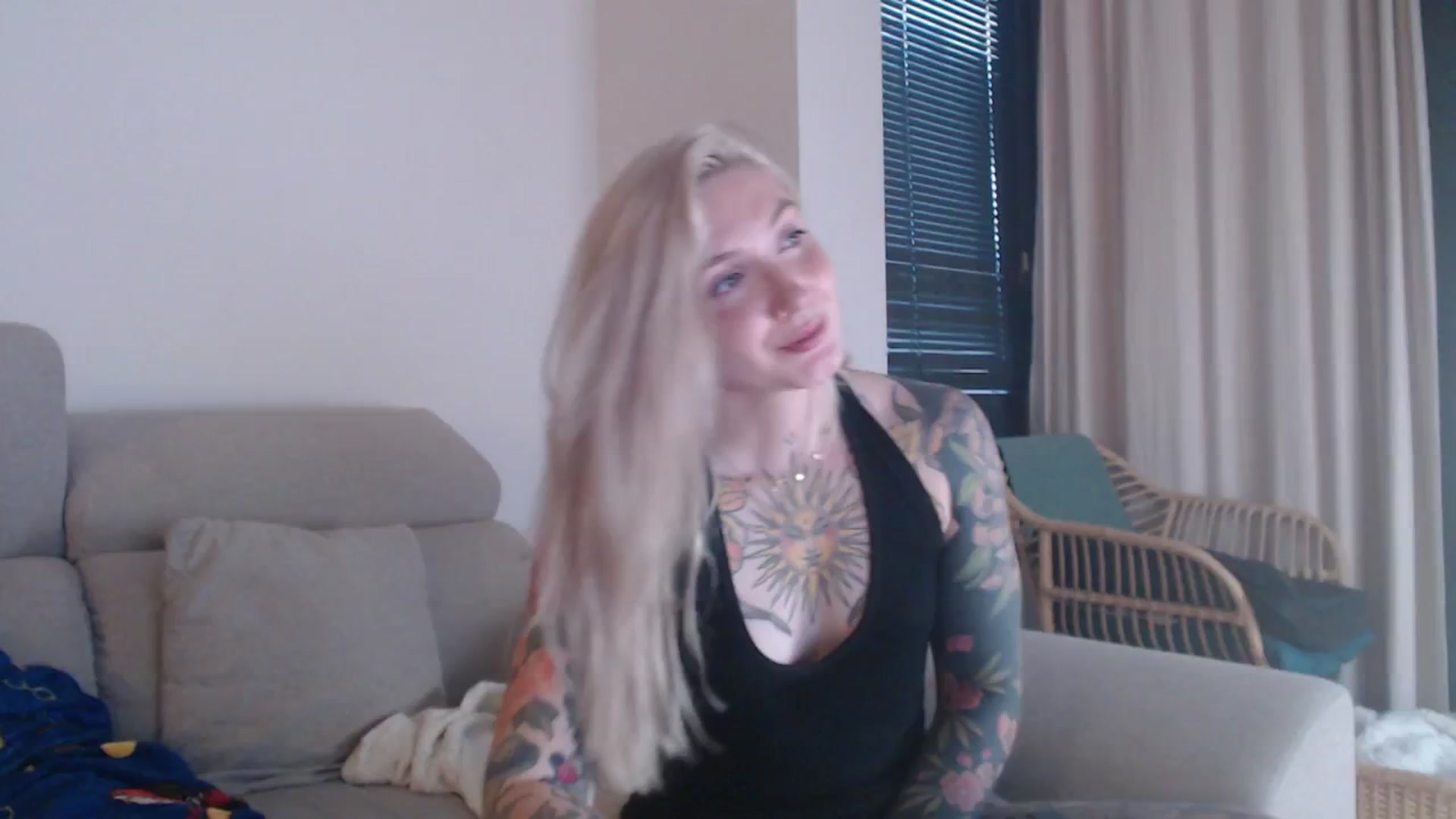 Gallery image thumbnail from Tattoo_bbgirl's myfreecams stream on, 12/17/2025, 17:36 image 12 of 20