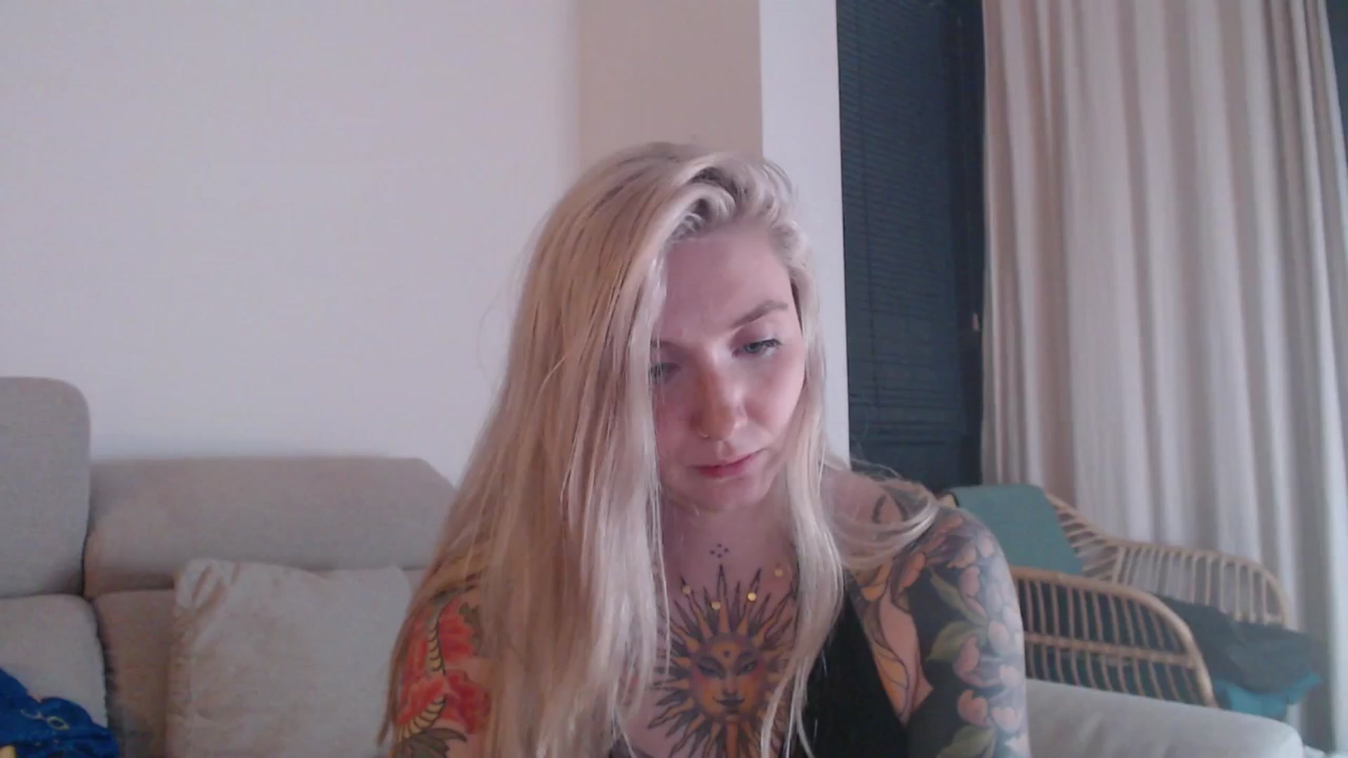 Gallery image thumbnail from Tattoo_bbgirl's myfreecams stream on, 12/17/2025, 20:13 image 17 of 20