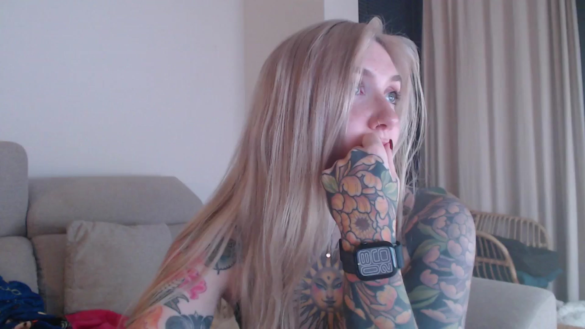 Gallery image thumbnail from Tattoo_bbgirl's myfreecams stream on, 12/17/2025, 20:13 image 9 of 20
