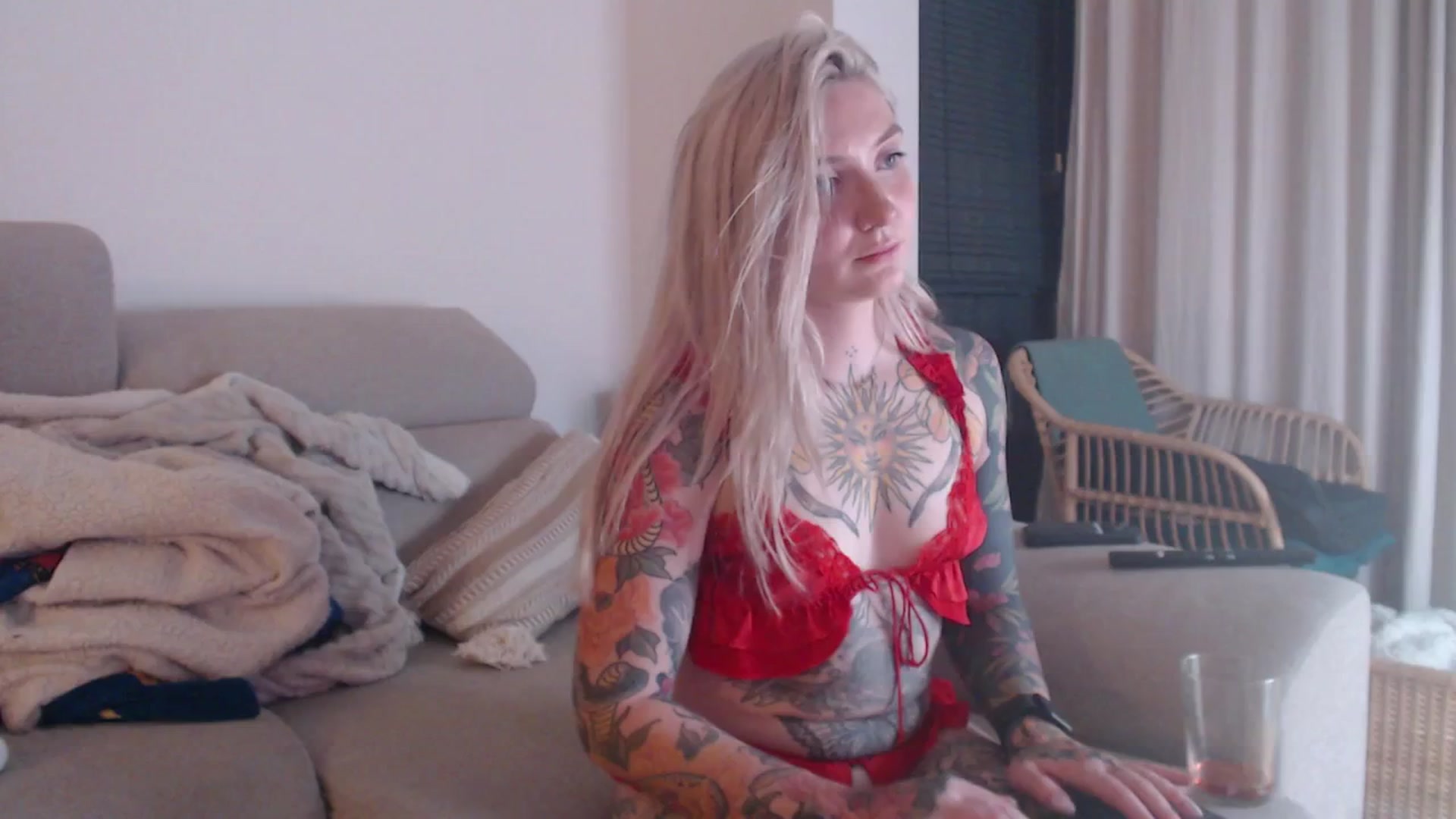 Gallery image thumbnail from Tattoo_bbgirl's myfreecams stream on, 12/19/2025, 19:09 image 14 of 20