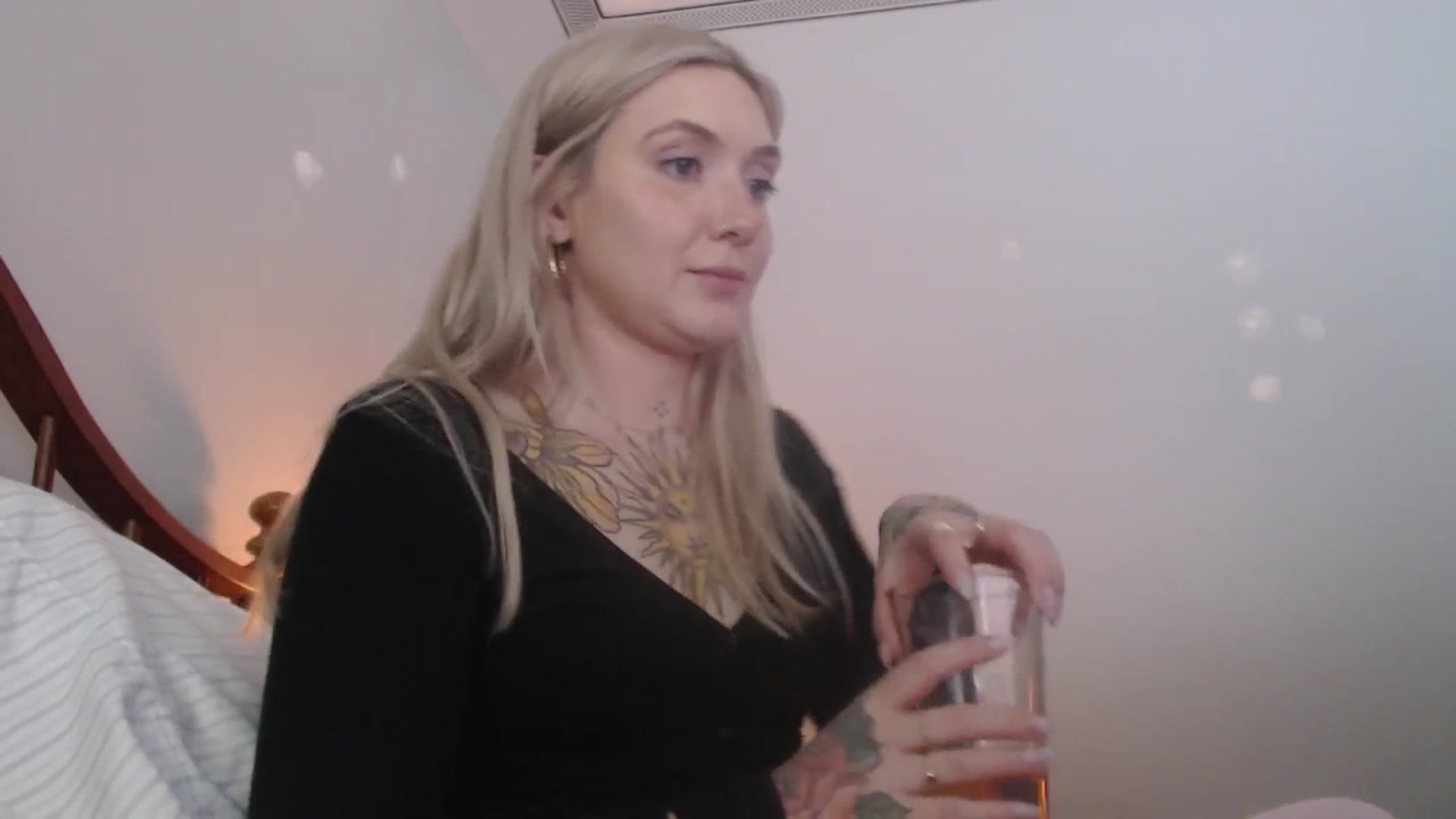 Gallery image thumbnail from Tattoo_bbgirl's myfreecams stream on, 01/05/2026, 22:03 image 14 of 20