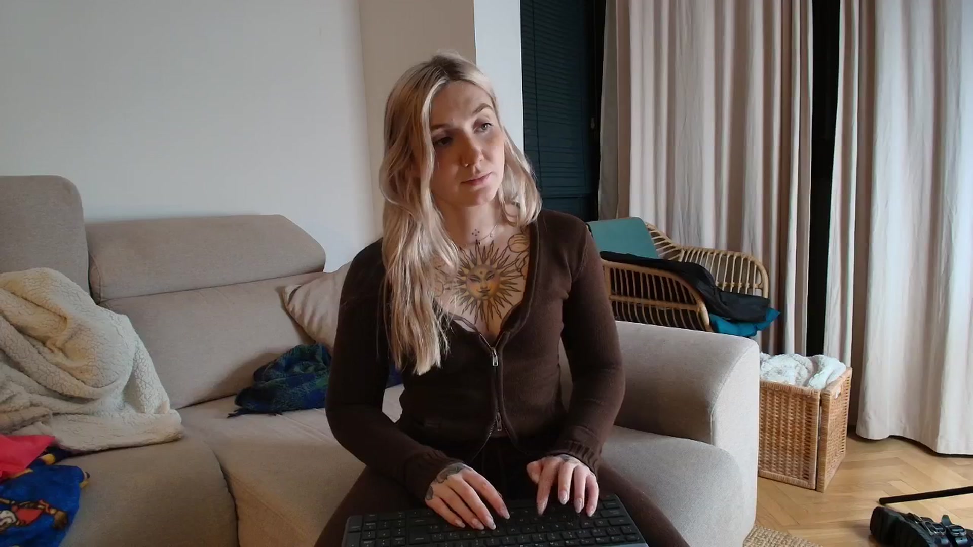 Gallery image thumbnail from Tattoo_bbgirl's myfreecams stream on, 01/15/2026, 19:43 image 13 of 20