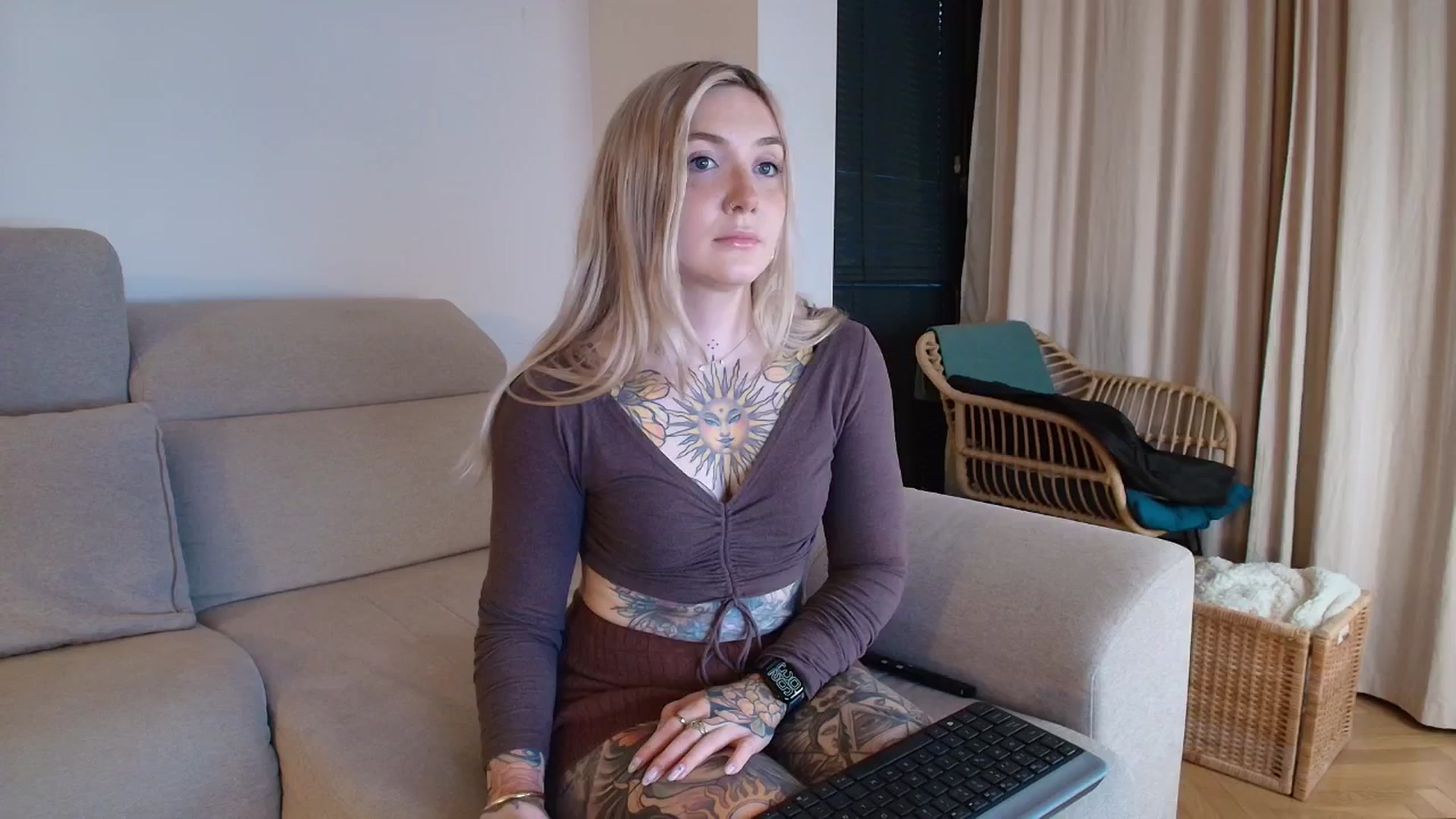 Gallery image thumbnail from Tattoo_bbgirl's myfreecams stream on, 01/16/2026, 17:41 image 9 of 20